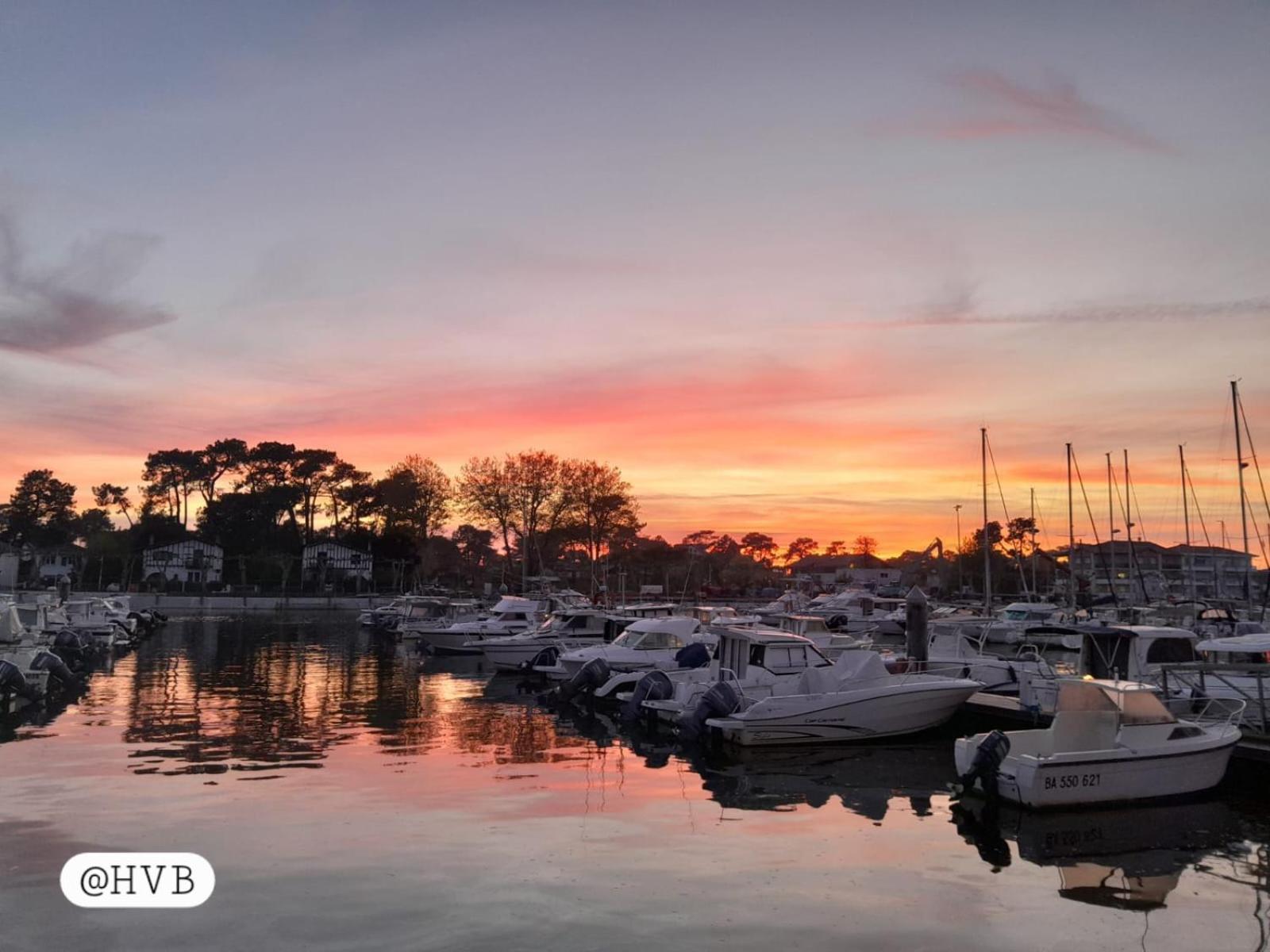 Joli 2 Pieces Sur Le Port Avec Piscine, Terrasse, Parking Διαμέρισμα Capbreton Εξωτερικό φωτογραφία